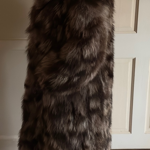 Beautiful, very heavy raccoon fur coat - Picture 2 of 4